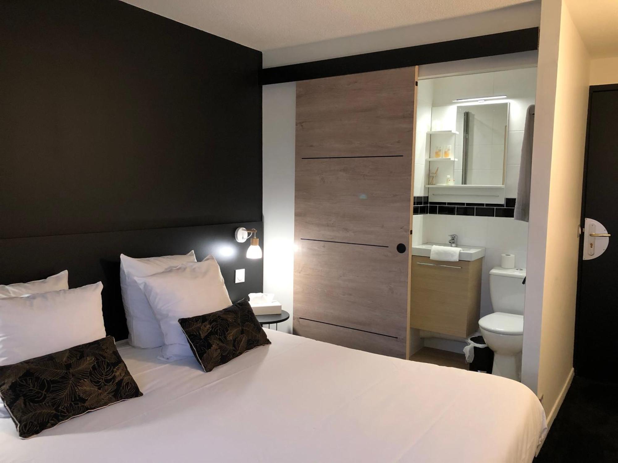 Hotel Le Pavillon De Saint-Lo - Anciennement Lunotel エクステリア 写真